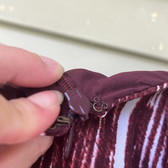 Like new Banana Republic stunning dress - Picture 11 of 14